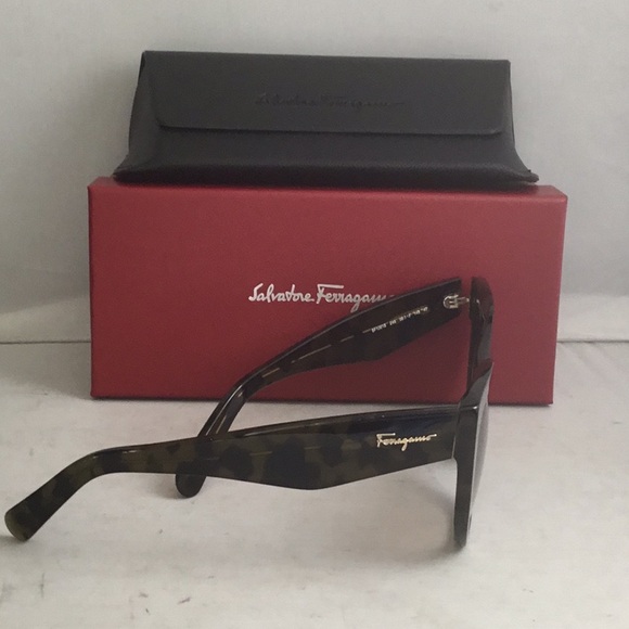 SALVATORE FERRAGAMO SUNGLASSES LADIES. - Picture 2 of 7